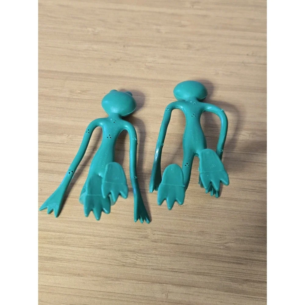 Sun Hill Vintage Bendable Frog Figure 5.5